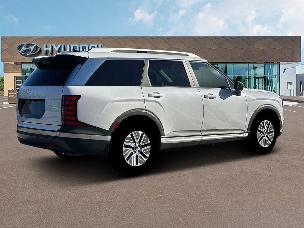 New 2026 White Hyundai SEL Premium image 8