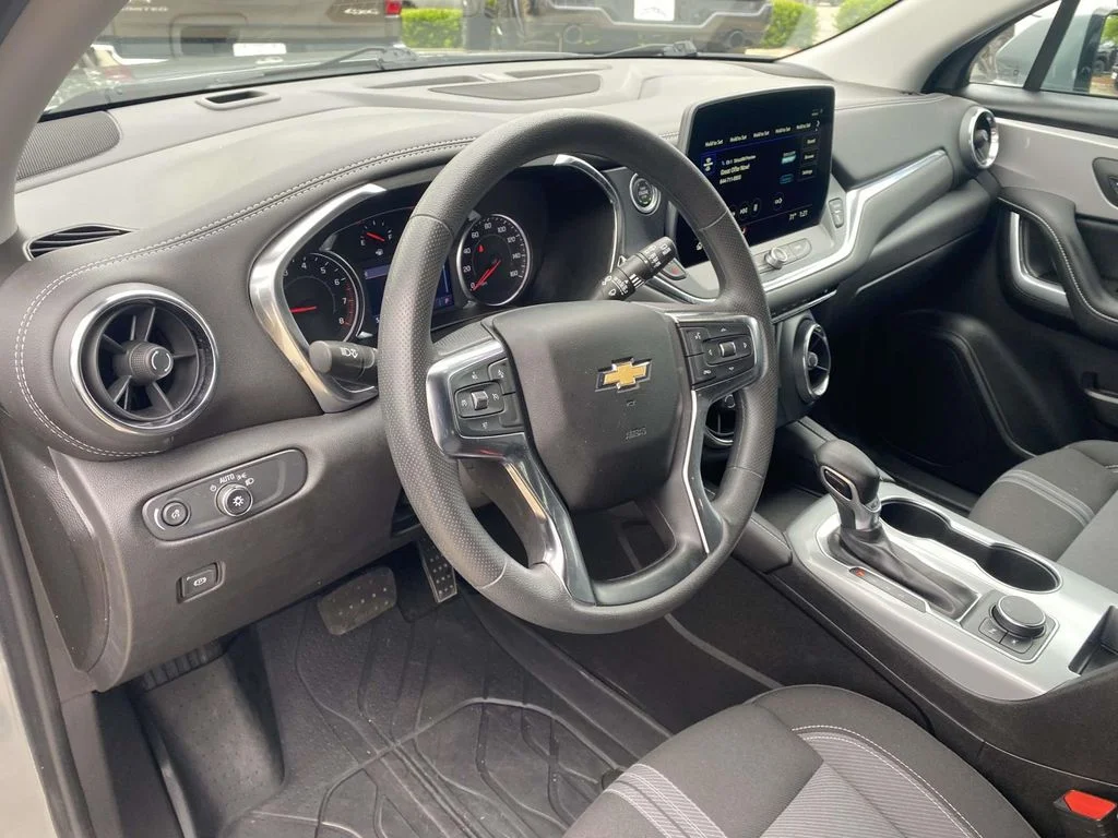 Used 2024 Gray Chevrolet LT image 22