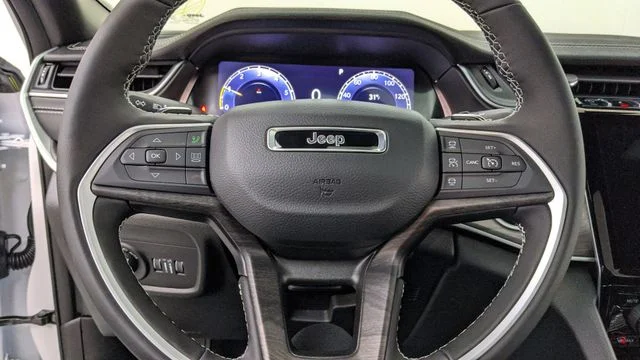 Used 2024 White Jeep Limited image 23