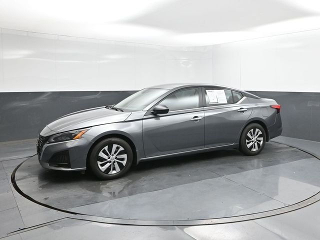 Used 2025 Gray Nissan 2.5 S image 29