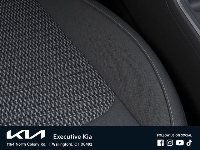 New 2026 Glacial White Pearl Kia LX image 24