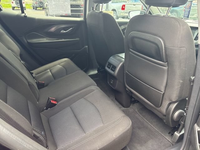 Used 2024 Ebony Twilight Metallic GMC SLE image 19