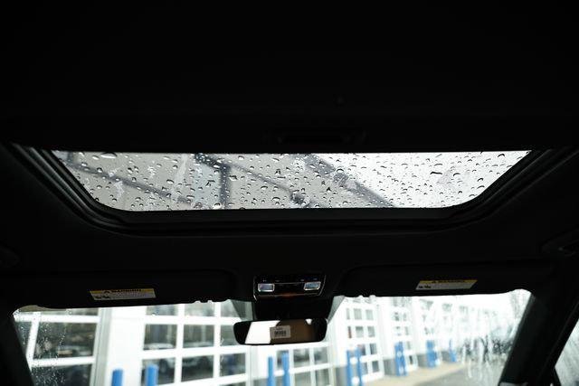 2026 Hyundai Santa Fe Limited - Photo 9