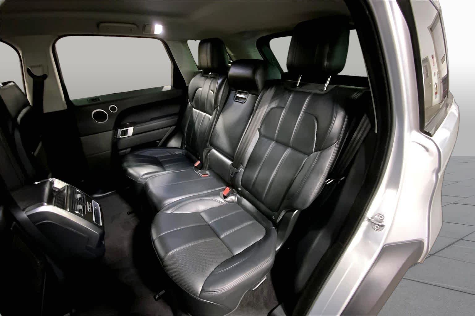 Used 2016 Indus Silver Land Rover V6 SE image 21