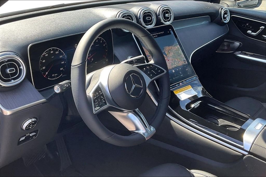 New 2026 Polar White Mercedes-Benz GLC 300 image 6