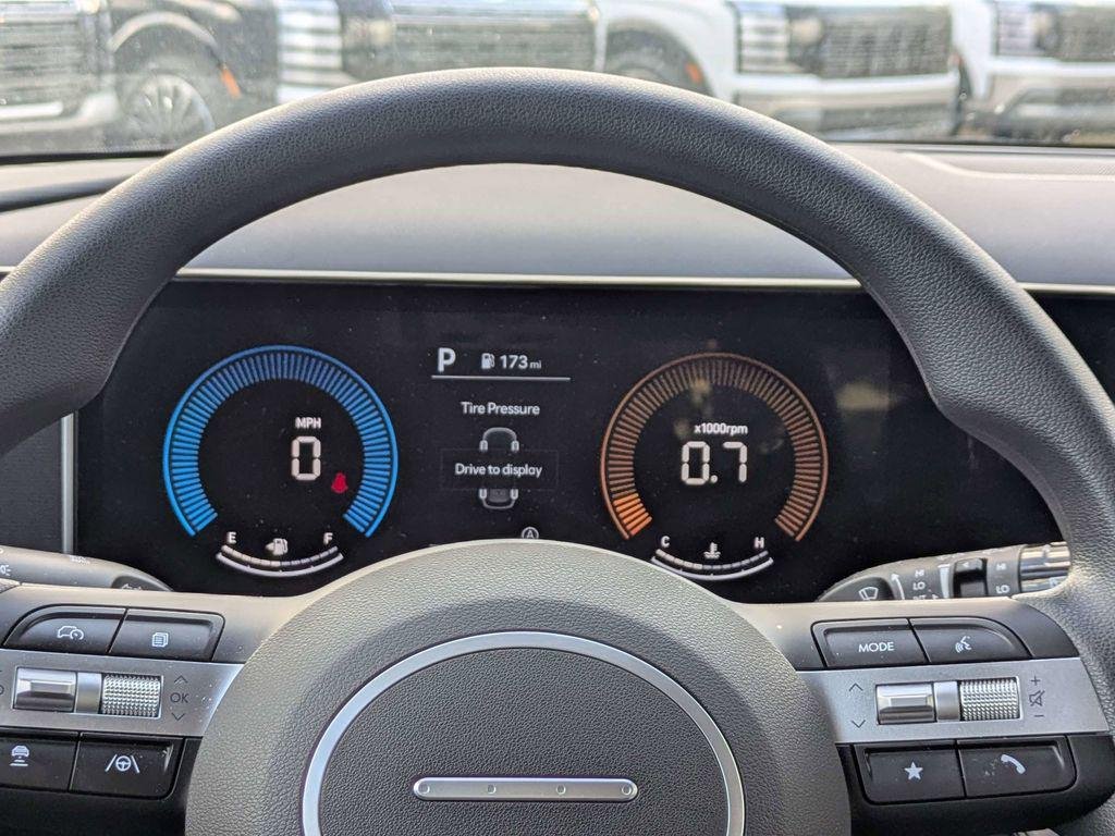 New 2026 Black Hyundai SE FWD image 28