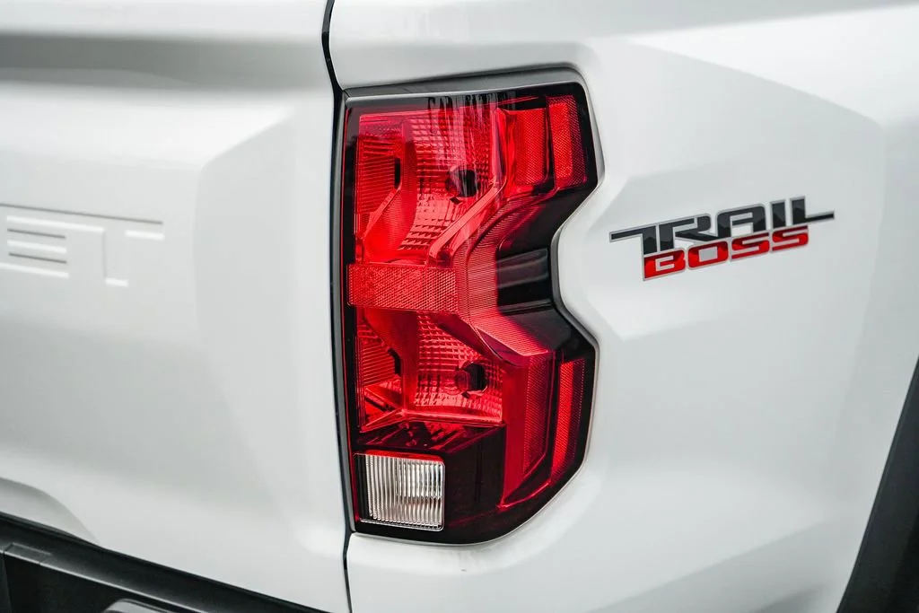 2026 Chevrolet Colorado Trail Boss - Photo 7