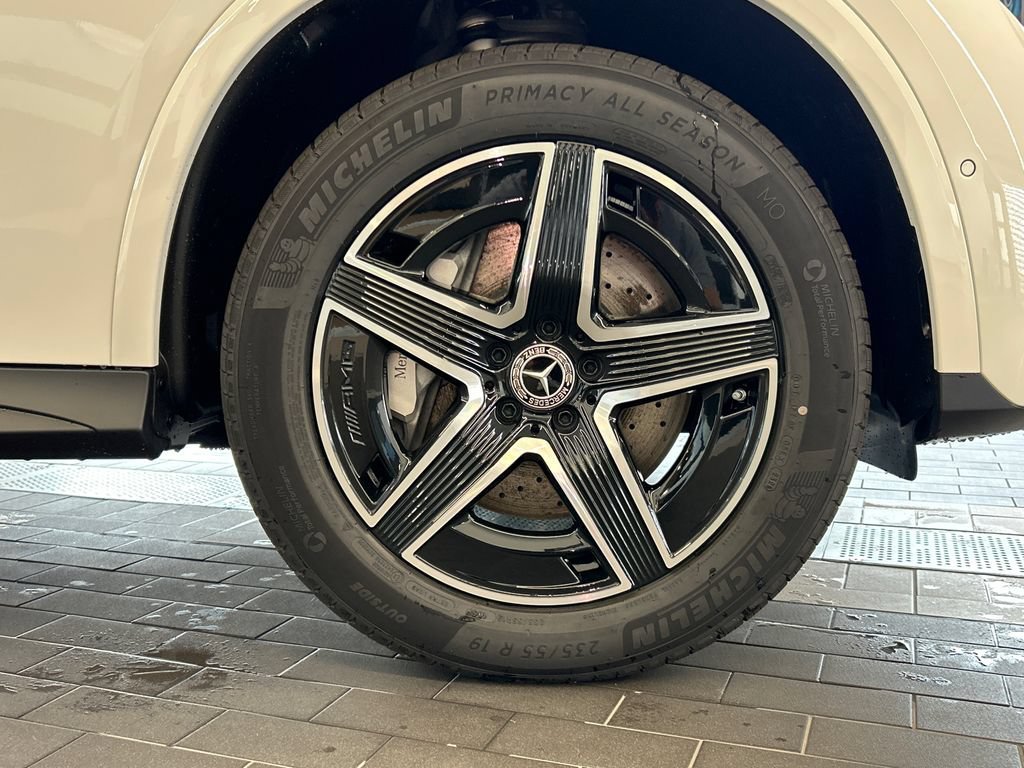 New 2027 Polar White Mercedes-Benz GLC 300 image 35