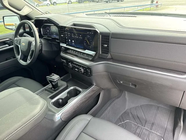 Used 2026 Gray Chevrolet LTZ image 26