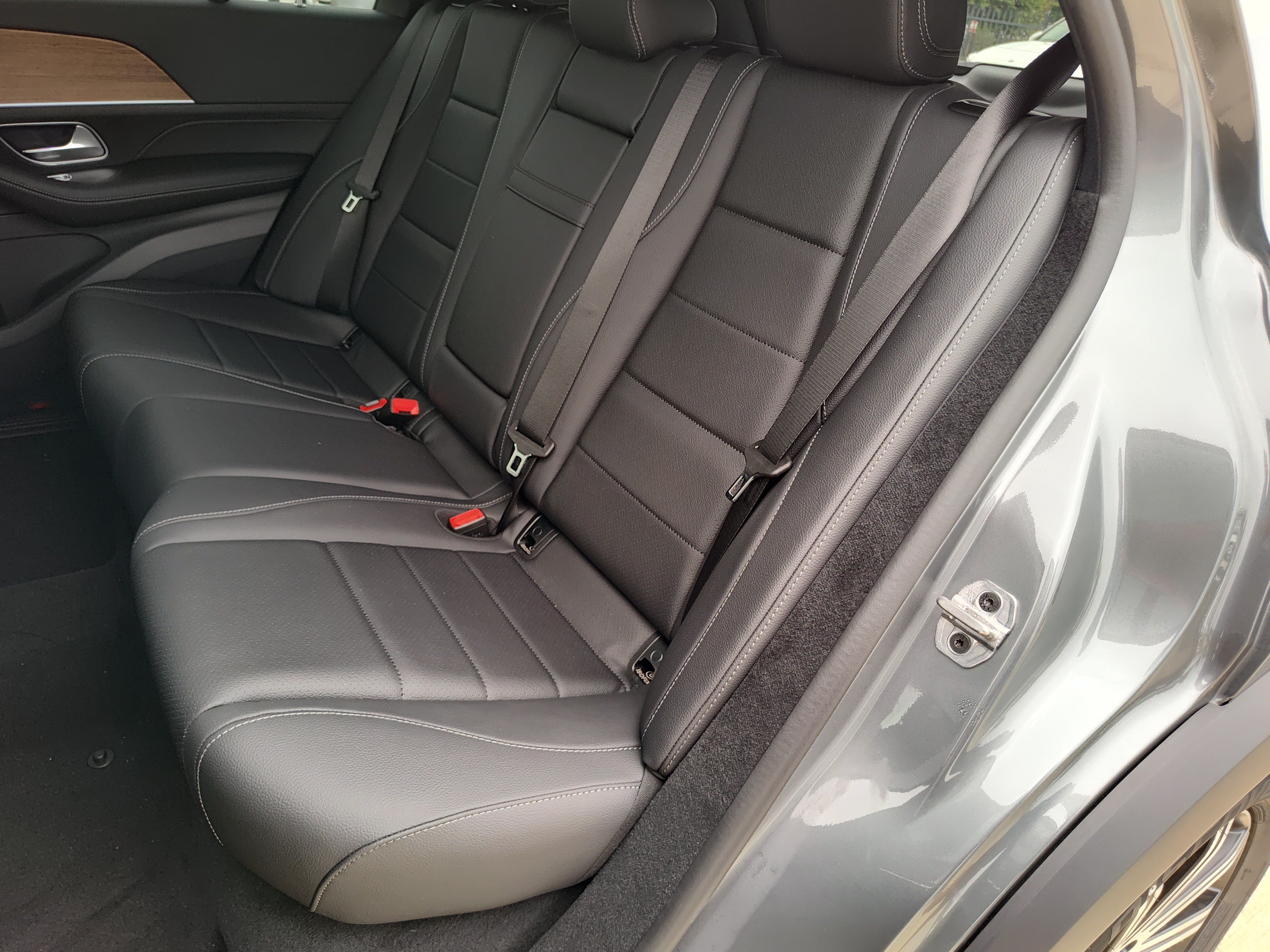 New 2026 Selenite Grey Metallic Mercedes-Benz GLE 350 image 29