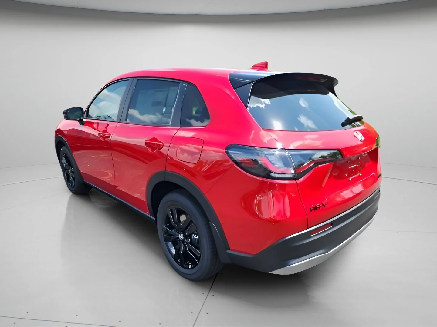 New 2027 Milano Red Honda Sport image 4