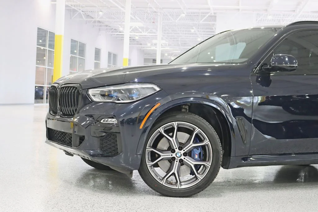 Used 2021 Black BMW M50i image 2