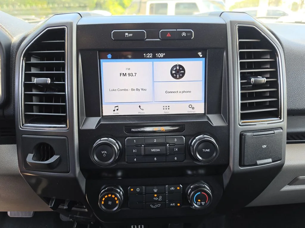 Certified Used 2019 Blue Ford XLT image 21