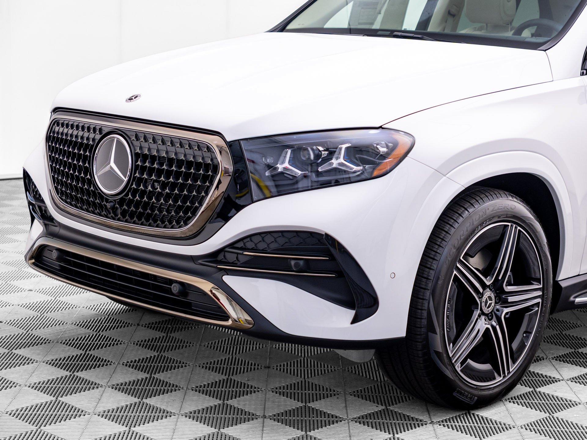 New 2027 White Mercedes-Benz GLE 350 image 77