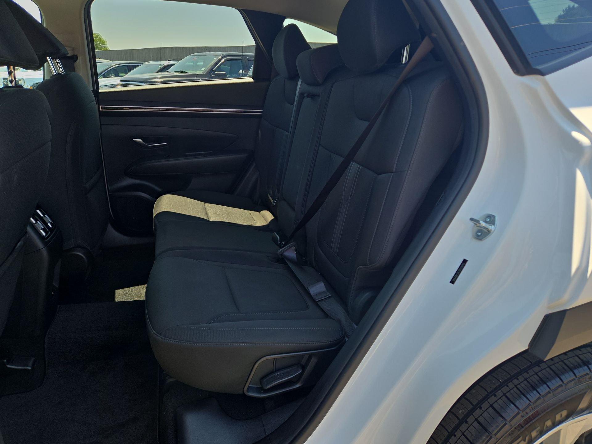 Certified Used 2023 White Hyundai SEL image 4