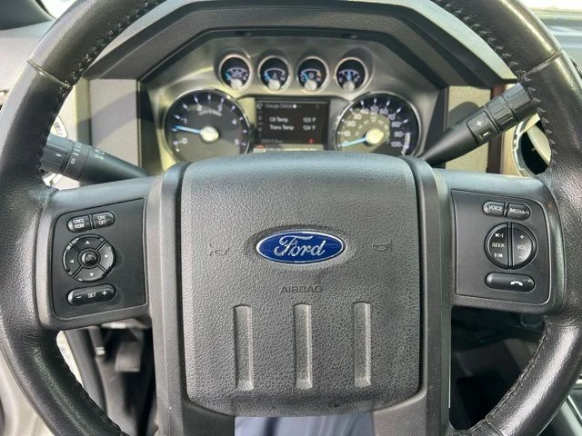 Used 2012 White Ford Lariat image 9