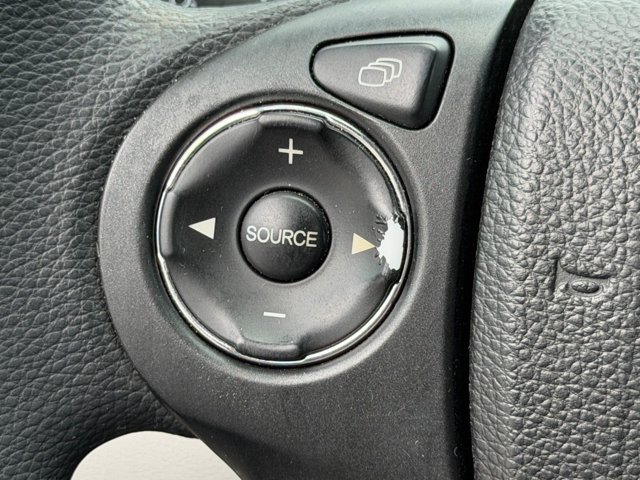 Used 2015  Honda LX image 29