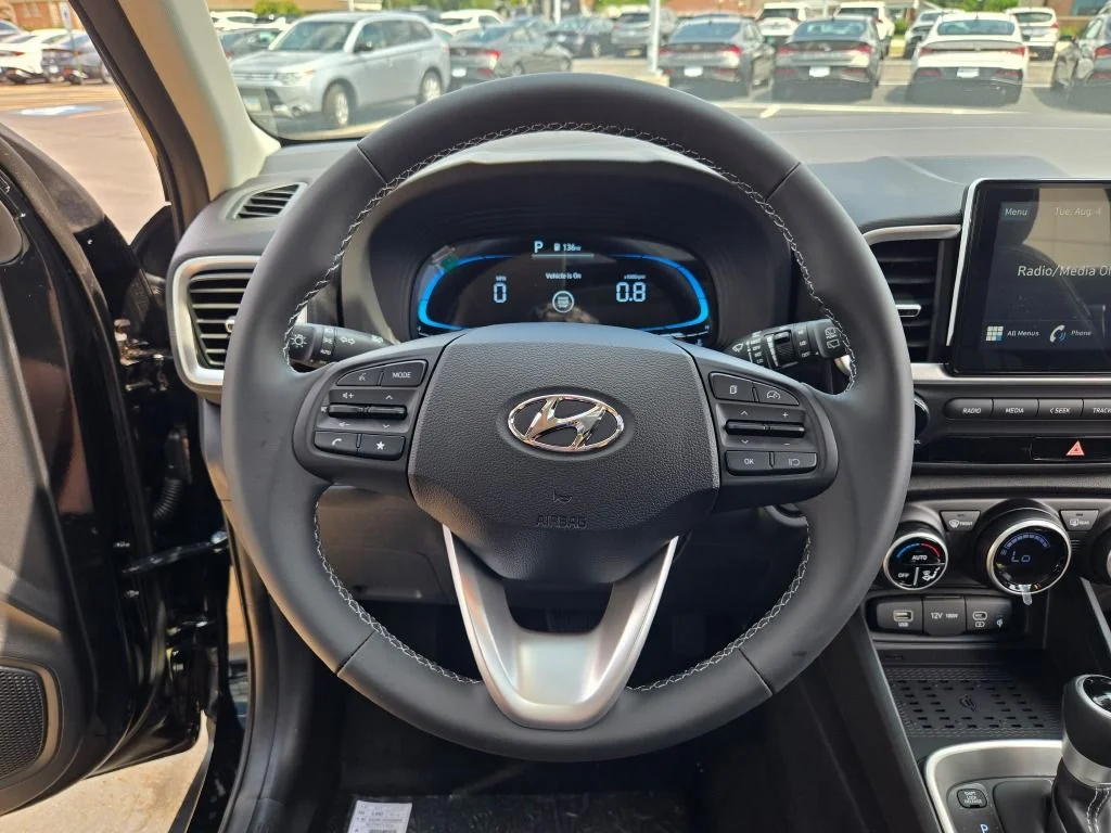 New 2026 Onyx Black Hyundai SEL image 31