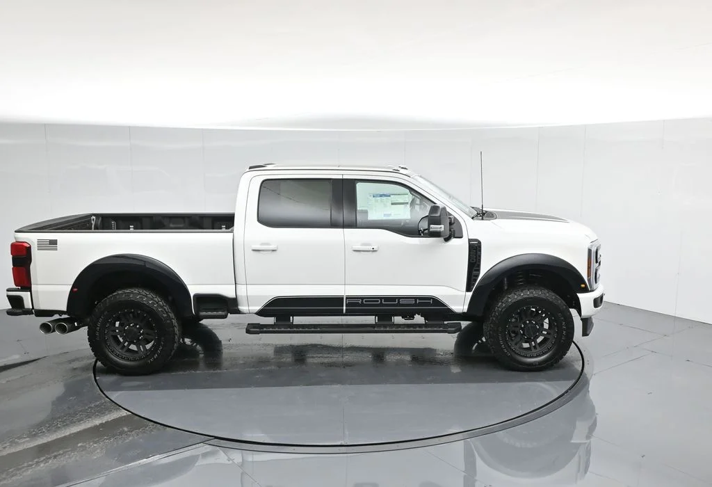 New 2026 Star White Metallic Tri-Coat Ford Lariat image 56
