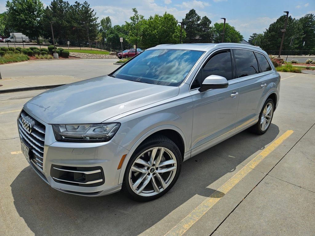 Used 2018 Silver Audi 3.0T Prestige image 2
