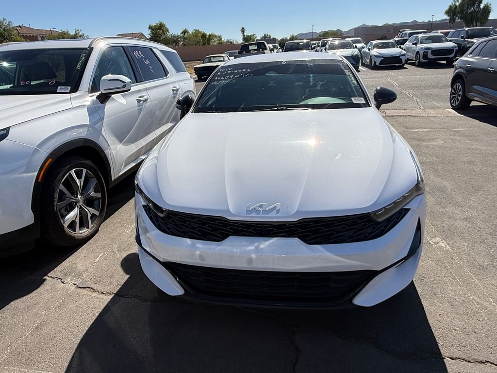 Used 2022 White Pearl Kia GT-Line image 2