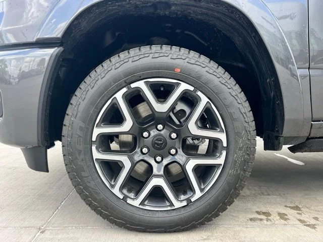 New 2026 Granite Crystal Metallic Clear-Coat Exterior Paint RAM Laramie image 7