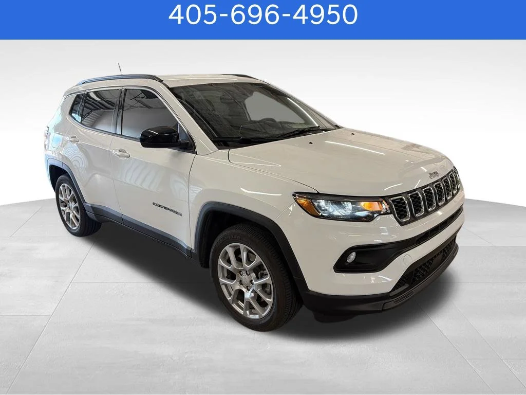 Pre-Owned 2024 Jeep Compass Latitude Lux
