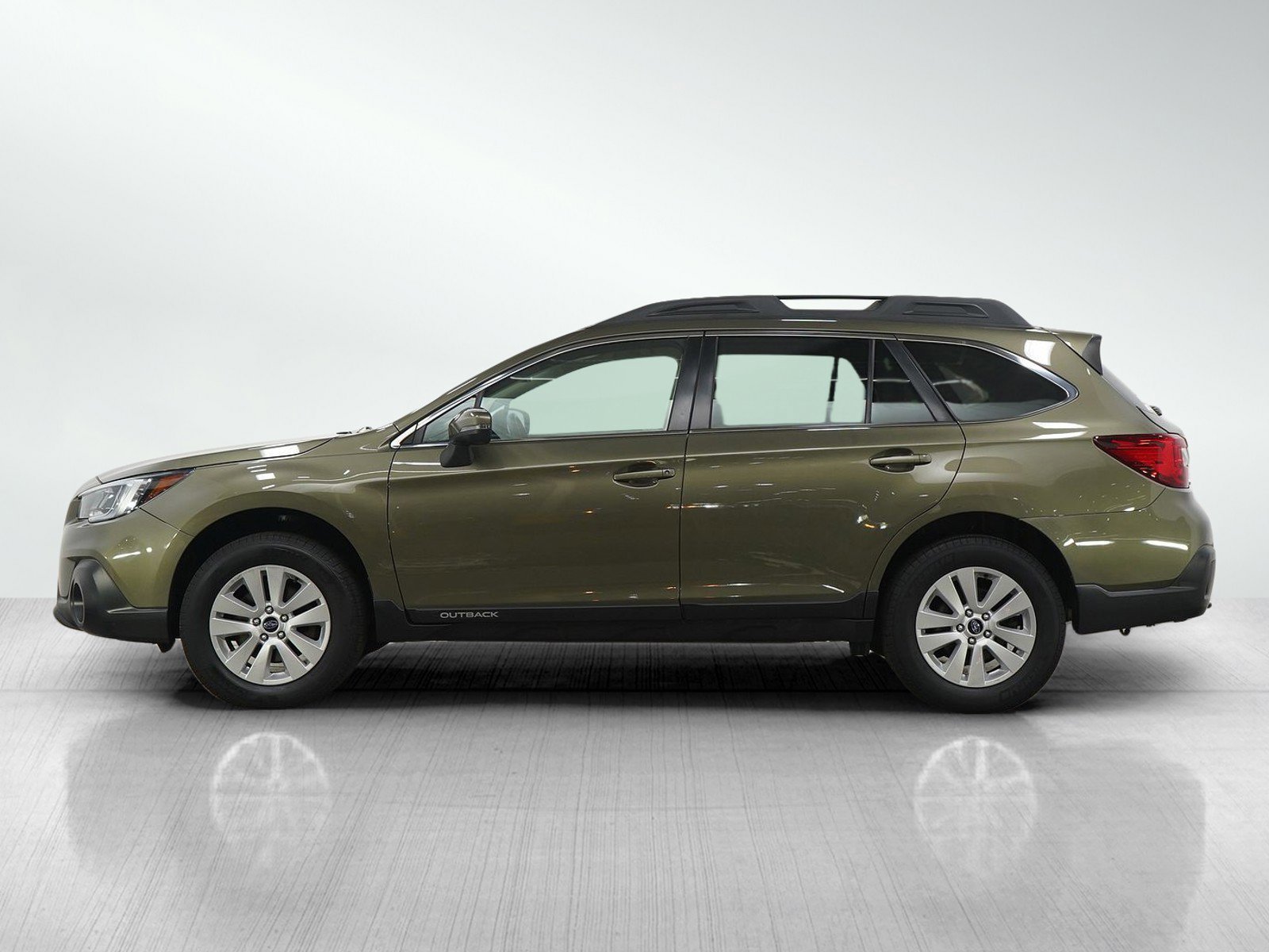 Used 2019 Subaru Outback Premium with VIN 4S4BSAFC4K3342753 for sale in Minneapolis, Minnesota