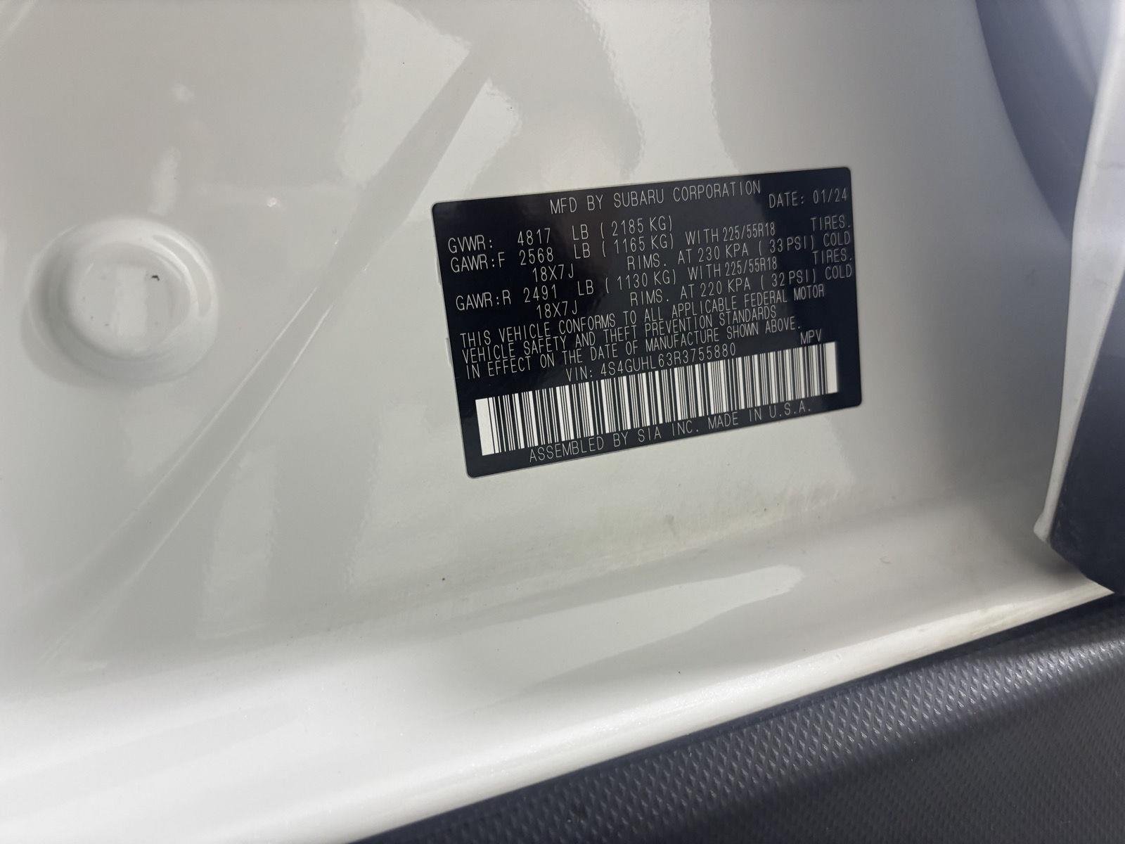 Used 2024 Crystal White Pearl Subaru Limited image 27