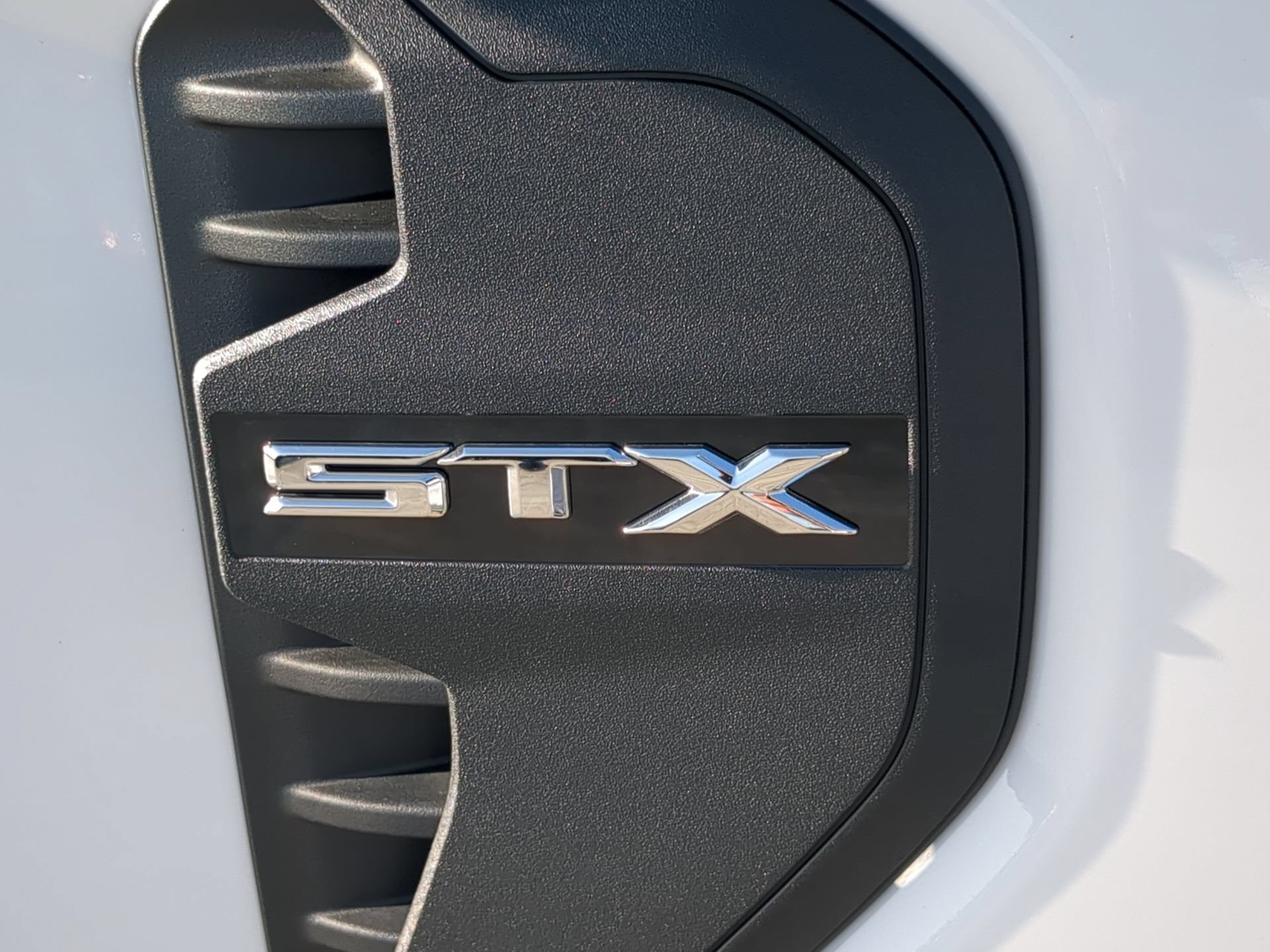 New 2026 Oxford White Ford XL image 44