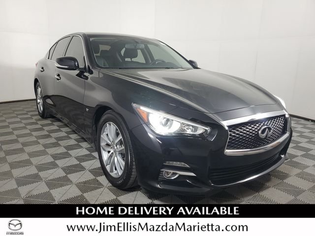 2015 INFINITI Q50 Premium