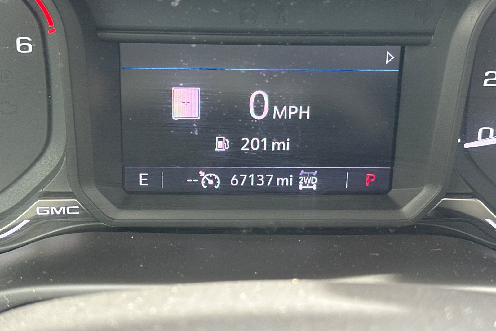 Used 2020 Blue GMC SLT image 28