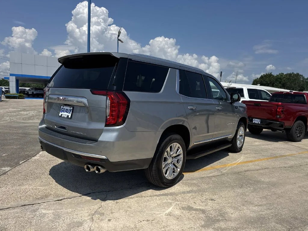 Used 2024 Silver GMC Denali image 10