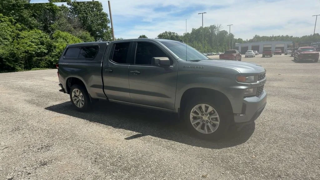 Used 2020 Gray Chevrolet Custom image 2