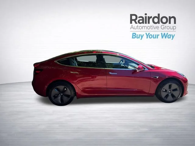 Used 2018 Red Metallic Tesla Long Range image 8