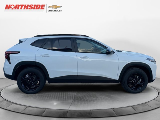 New 2026 Summit White Chevrolet LT image 9