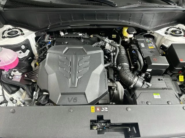 New 2027 White Hyundai SEL image 24