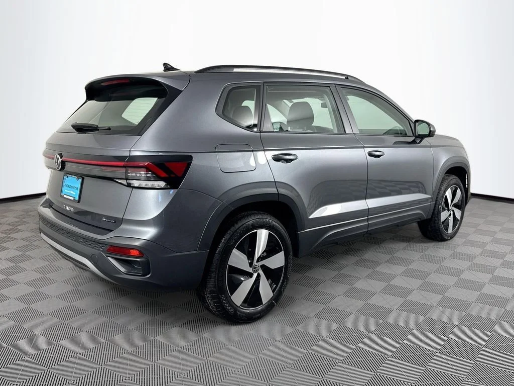 2026 Volkswagen Taos S - Photo 11
