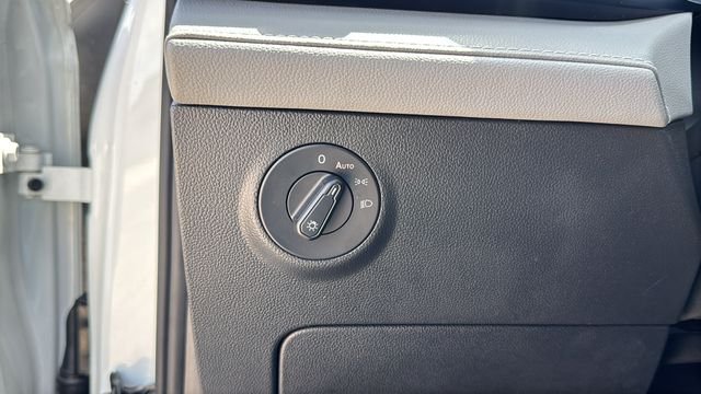 2023 Volkswagen Taos SE - Photo 22
