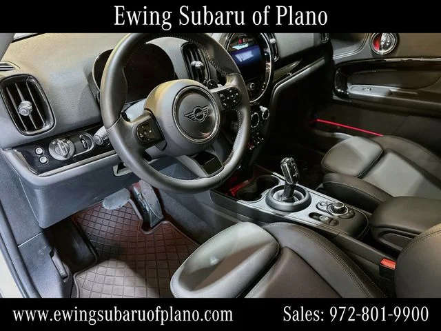 Used 2024 White MINI Classic image 9