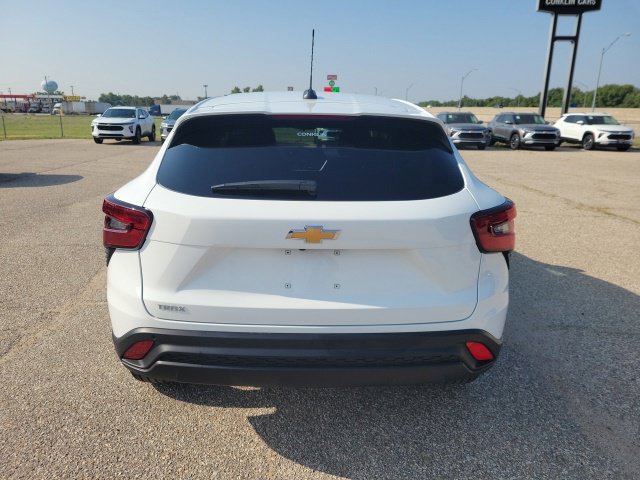 New 2026 Summit White Chevrolet LS image 21