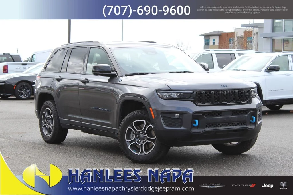 Used 2023 Gray Jeep Trailhawk 4xe image 1