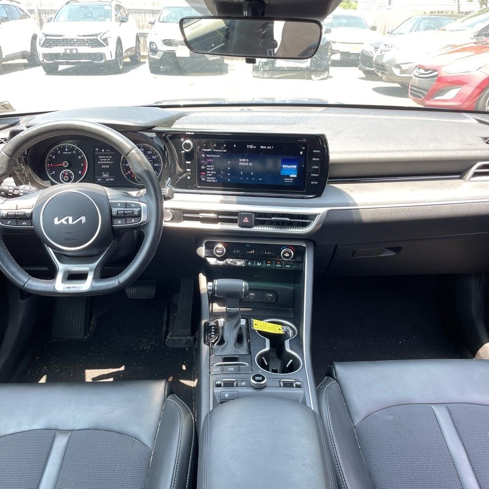 Used 2023 Blue Kia GT-Line image 3