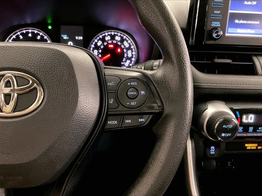 Used 2019 Black Toyota XLE image 23