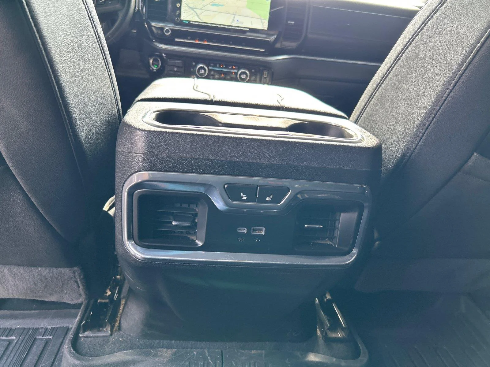 Used 2024 Summit White GMC SLT image 33