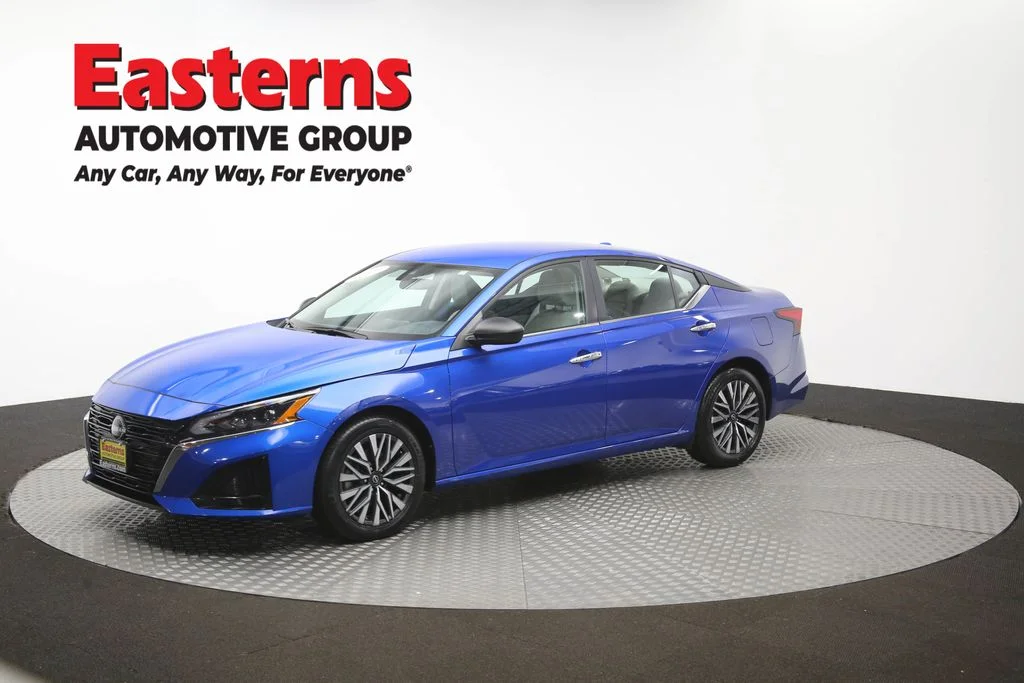 Used 2025 Blue Nissan 2.5 SV image 55