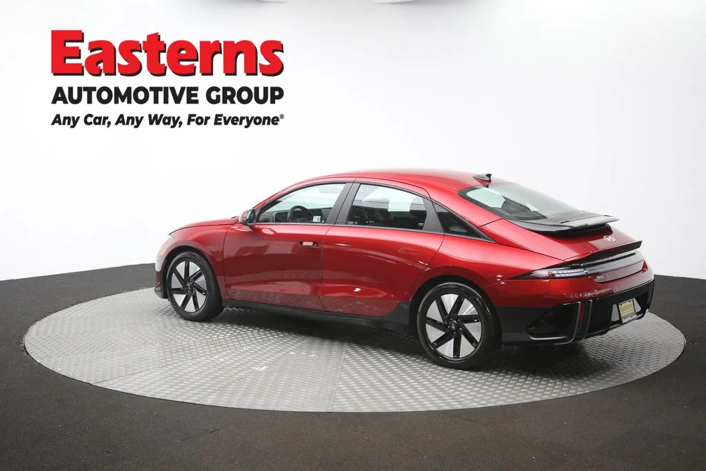 Used 2024 Red Hyundai SE image 64