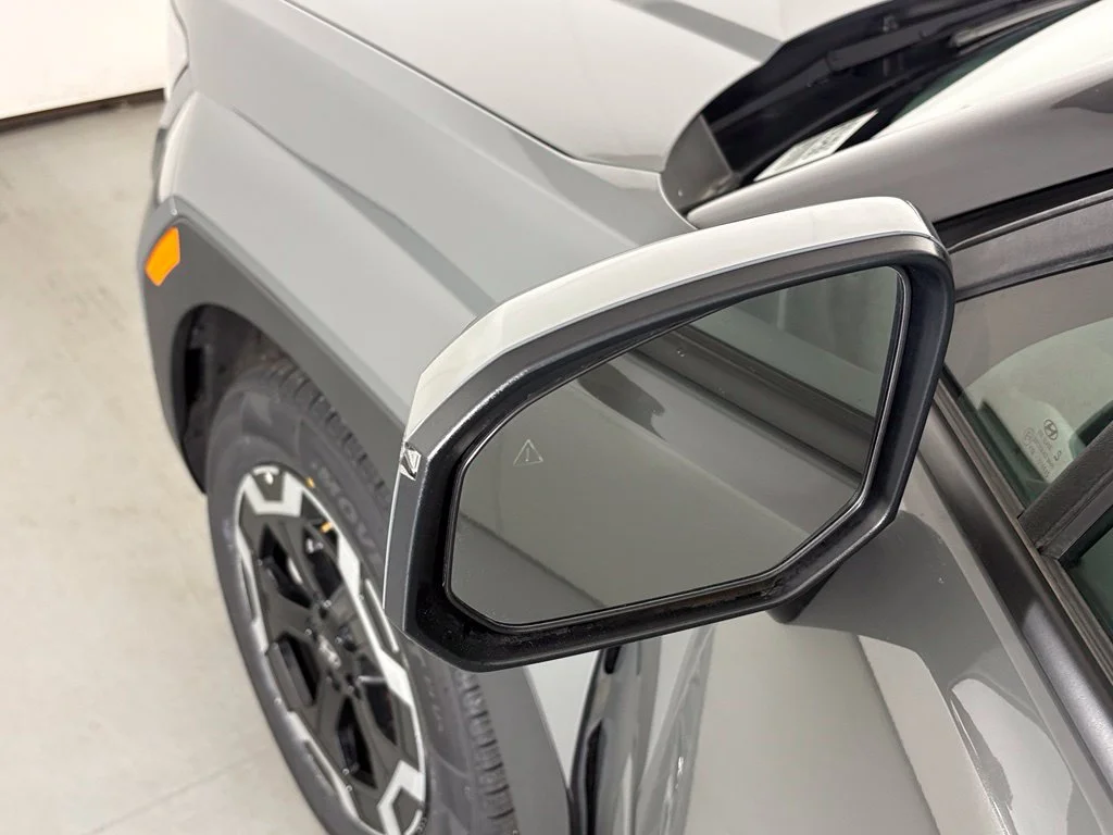 Used 2025 Gray Hyundai SEL image 12