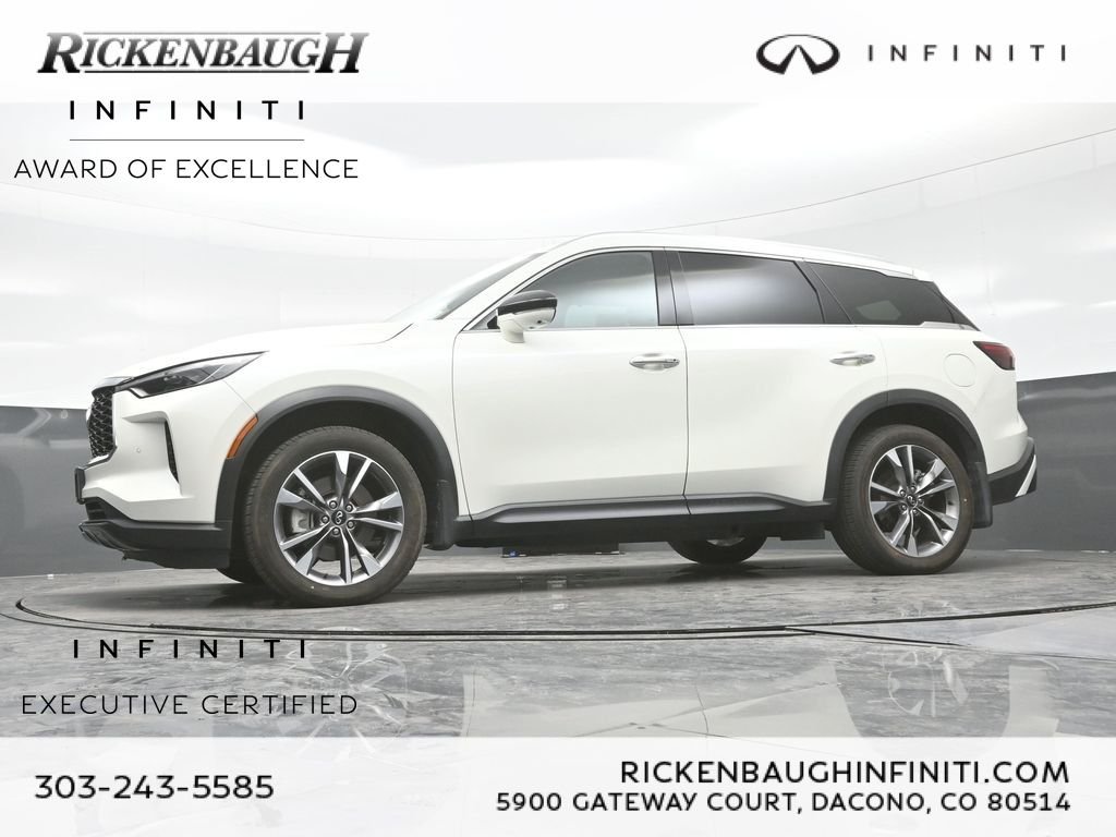 Certified Used 2023 White INFINITI LUXE image 30
