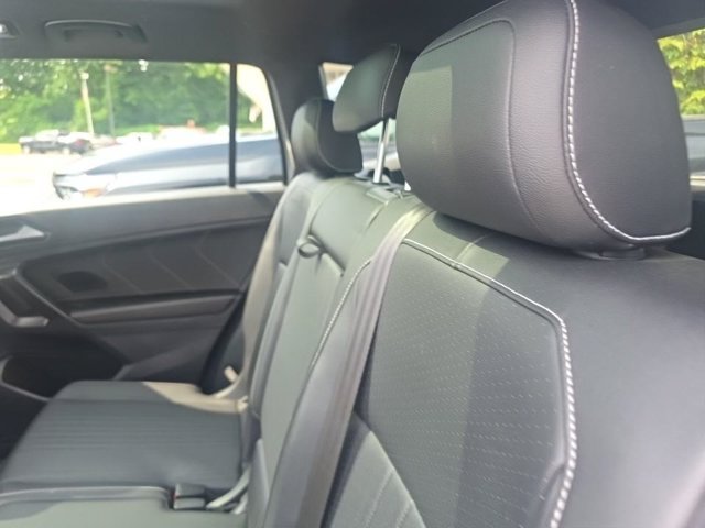 Certified Used 2022 Platinum Gray Metallic Volkswagen SE R-Line Black image 6